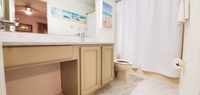Elegant Solana Retreat Near Orlando’s Top Attractions - Davenport, Florida