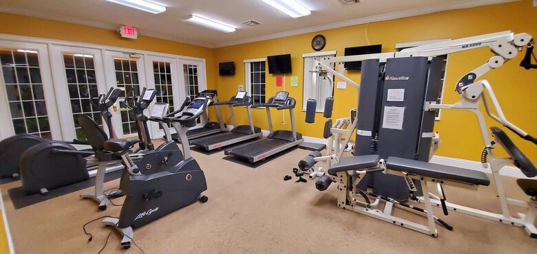 Elegant Solana Retreat Near Orlando’s Top Attractions - Davenport, Florida