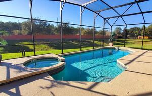 Elegant Solana Retreat Near Orlando’s Top Attractions - Davenport, Florida