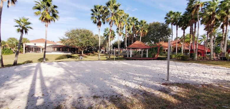 Elegant Solana Retreat Near Orlando’s Top Attractions - Davenport, Florida