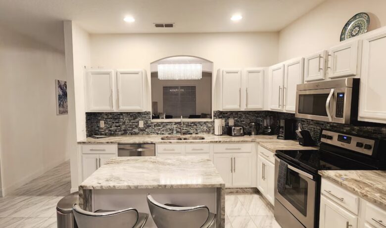 Two Sophisticated Villas with Private Pools in Davenport’s Premier Resort Community - Davenport, Florida