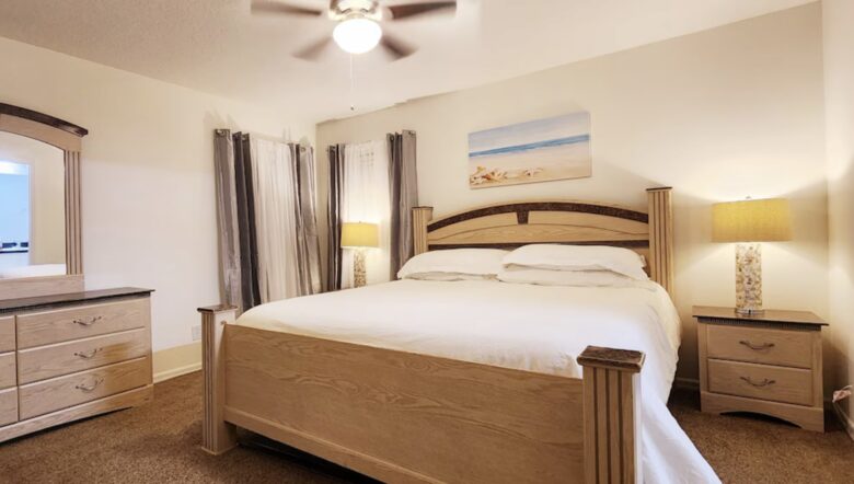 Two Sophisticated Villas with Private Pools in Davenport’s Premier Resort Community - Davenport, Florida