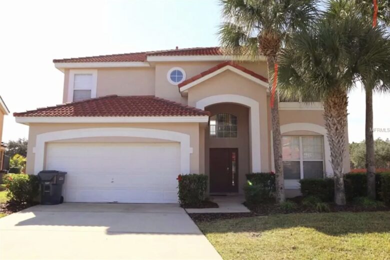 Two Sophisticated Villas with Private Pools in Davenport’s Premier Resort Community - Davenport, Florida
