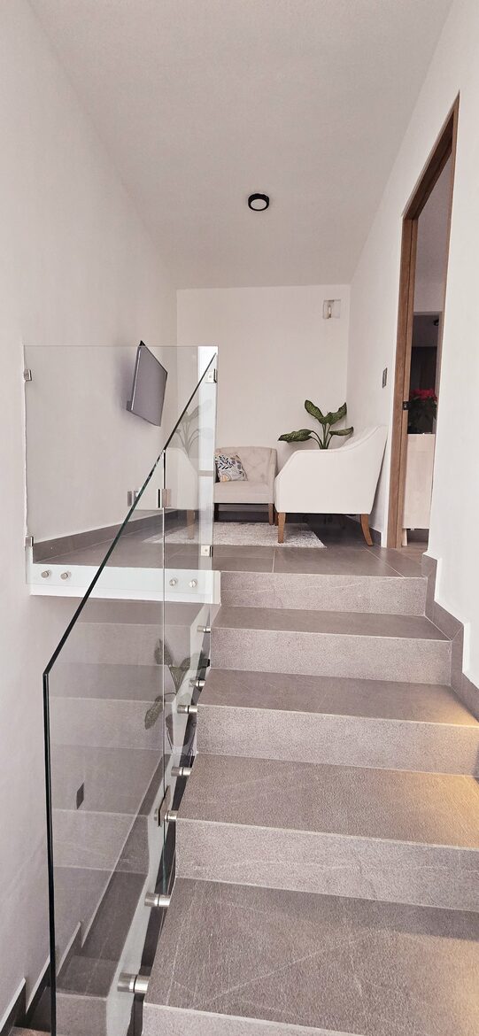 Contemporary Light-Filled Sanctuary with Club-Level Amenities - Playa del Carmen, Q.R.,, Mexico