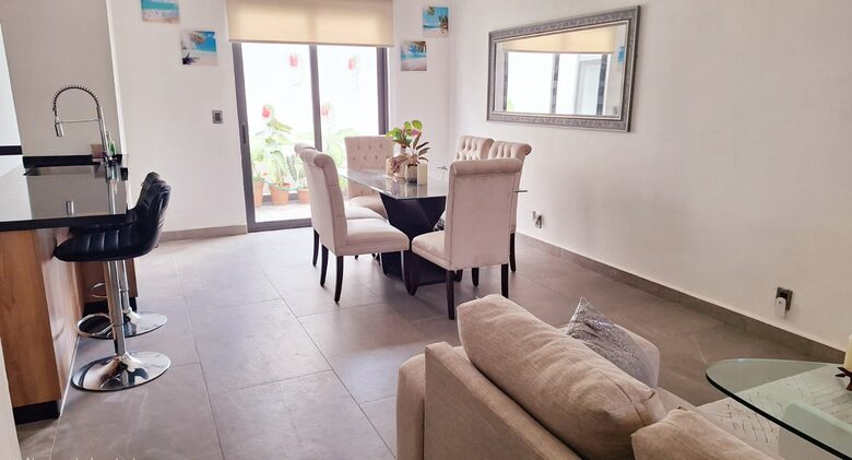 Contemporary Light-Filled Sanctuary with Club-Level Amenities - Playa del Carmen, Q.R.,, Mexico
