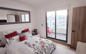 Contemporary Light-Filled Sanctuary with Club-Level Amenities - Playa del Carmen, Q.R.,, Mexico
