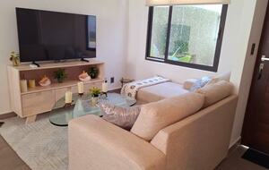 Contemporary Light-Filled Sanctuary with Club-Level Amenities - Playa del Carmen, Q.R.,, Mexico