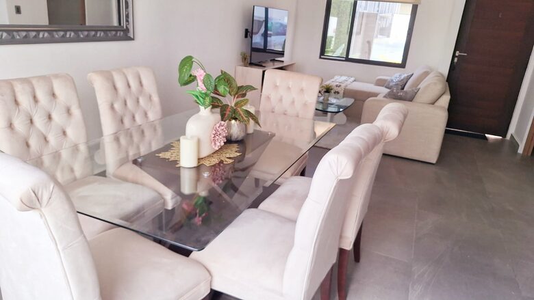 Contemporary Light-Filled Sanctuary with Club-Level Amenities - Playa del Carmen, Q.R.,, Mexico
