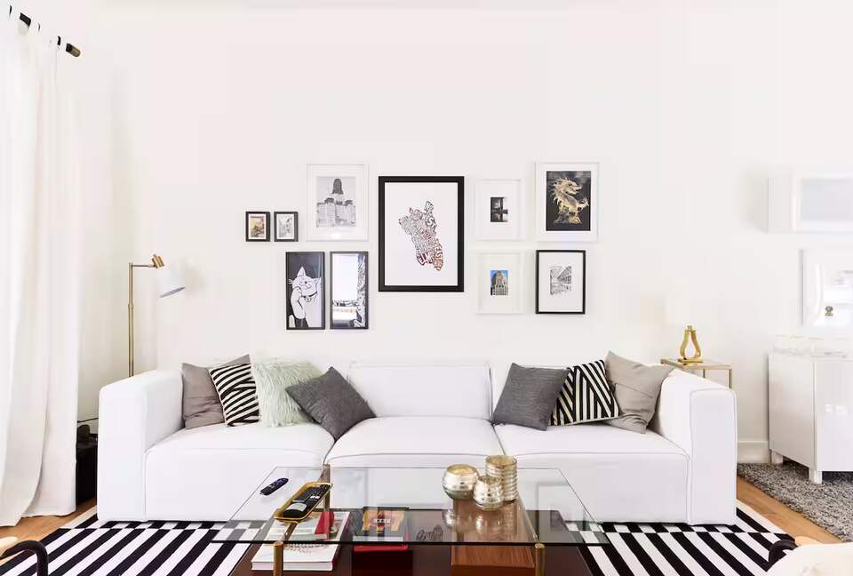 Modern Row Home in Oakland’s Grand Lake District - Oakland, California