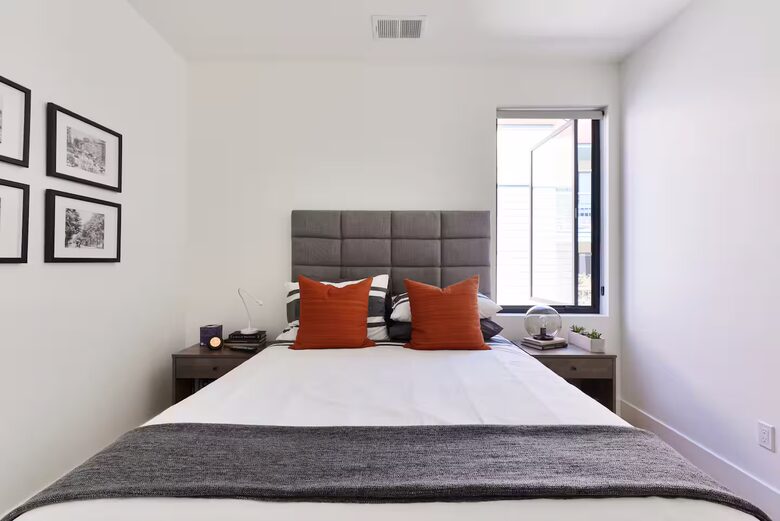 Modern Row Home in Oakland’s Grand Lake District - Oakland, California