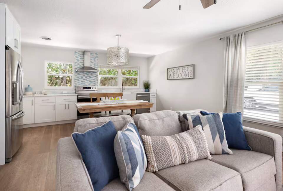 Pineapple Pad | Coastal Comfort Just Steps from the Sand - Vero Beach, Florida