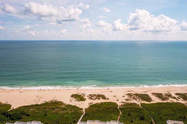 Pineapple Pad | Coastal Comfort Just Steps from the Sand - Vero Beach, Florida