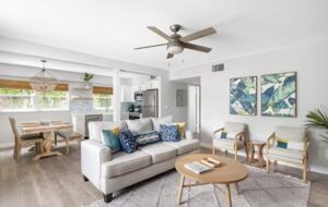Seashell Shack | Beachside & Walkable to Dining - Vero Beach, Florida