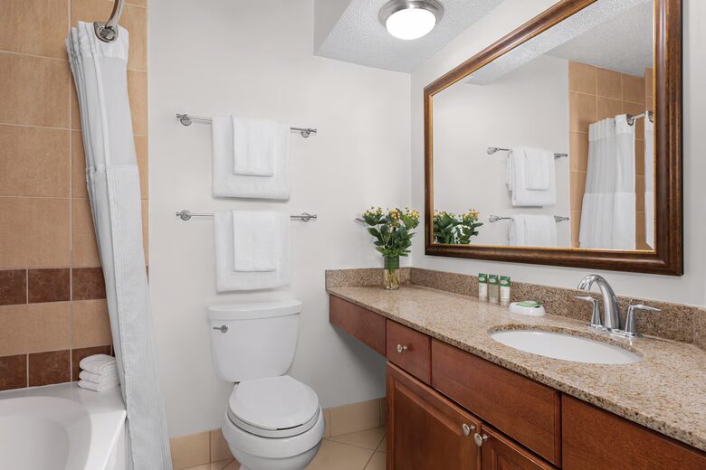 Marriott's Harbour Point and Sunset Pointe at Shelter Cove | Two Bedroom Villa - Hilton Head, South Carolina
