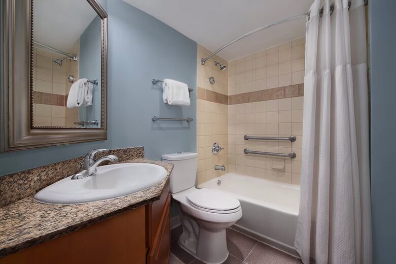 Marriott's Harbour Point and Sunset Pointe at Shelter Cove | Two Bedroom Villa - Hilton Head, South Carolina