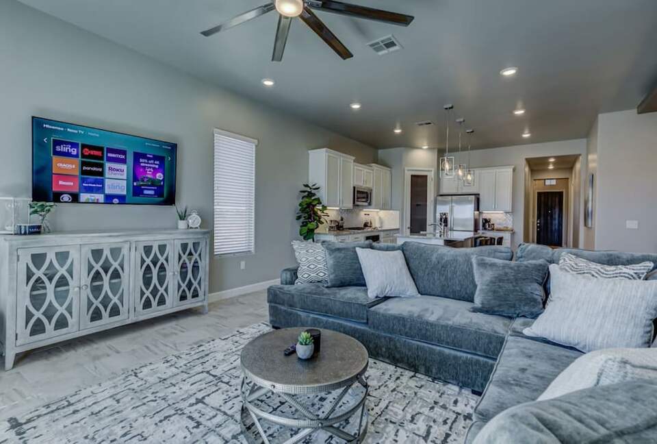 Charming Desert Retreat with Game Room and Scenic Views - Las Cruces, New Mexico