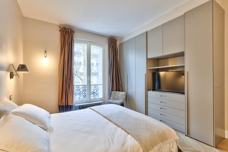 Designer-Enhanced Apartment in the Golden Triangle - Paris, France