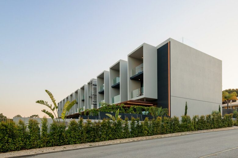 Elegant Modern Living in Vilas Alvas - Vale do Lobo, Portugal