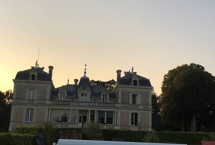 Historic Château with Riverside Views & Heated Pool - Daon, Mayenne, France