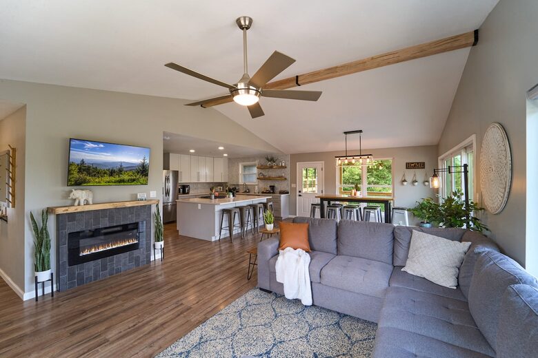 Elevated Elegance in the Smokies - Sevierville, Tennessee