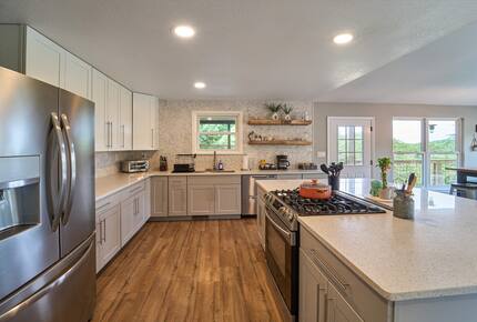 Elevated Elegance in the Smokies - Sevierville, Tennessee