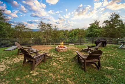 Elevated Elegance in the Smokies - Sevierville, Tennessee