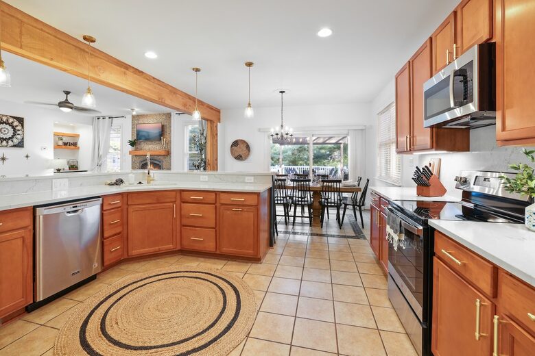 Spacious Wine Country Escape with Luxe Outdoor Living - Purcellville, Virginia