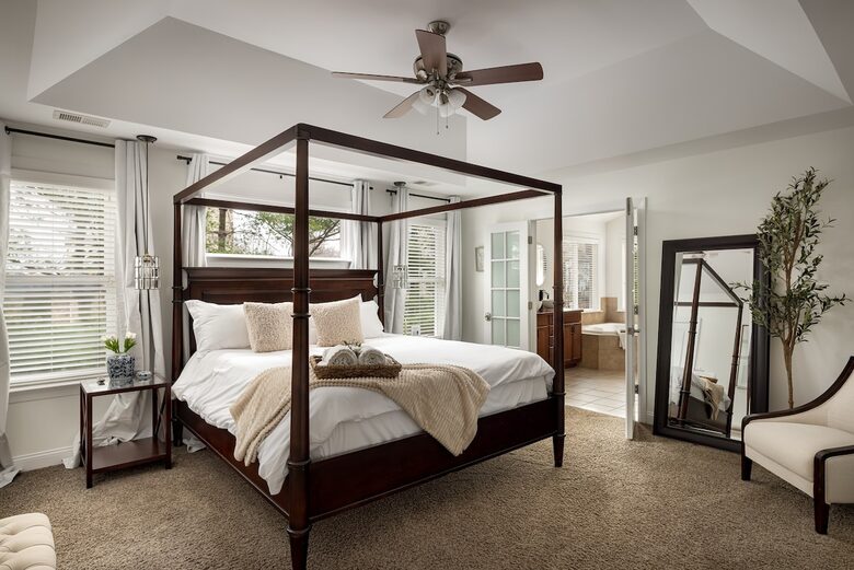 Spacious Wine Country Escape with Luxe Outdoor Living - Purcellville, Virginia