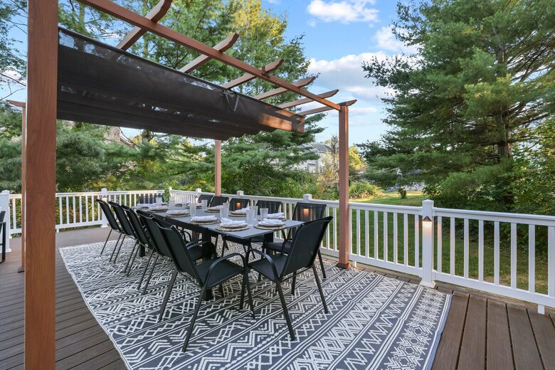 Spacious Wine Country Escape with Luxe Outdoor Living - Purcellville, Virginia