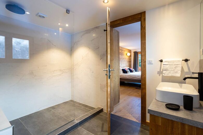 Chalet Gloribel | In the heart of the French Alpes - Chamonix-Mont-Blanc, France
