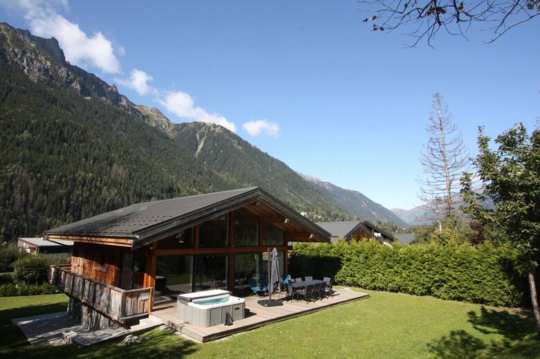 Chalet Gloribel | In the heart of the French Alpes - Chamonix-Mont-Blanc, France