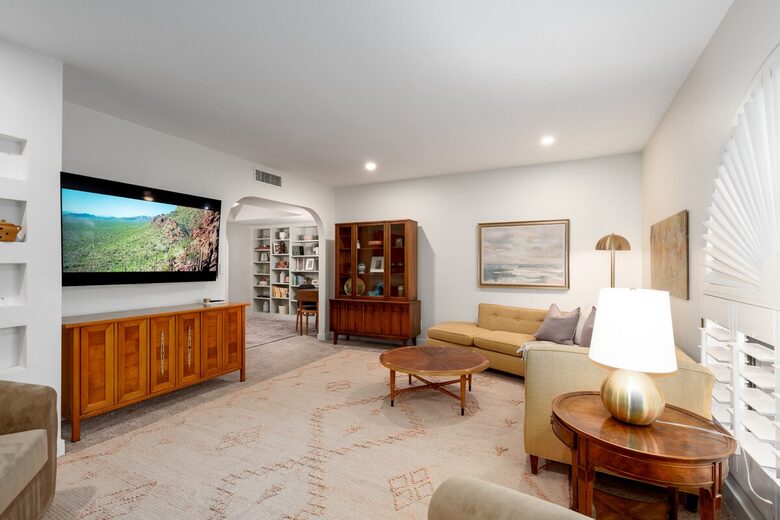 Desert Elegance | A Refined Scottsdale Retreat - Scottsdale, Arizona