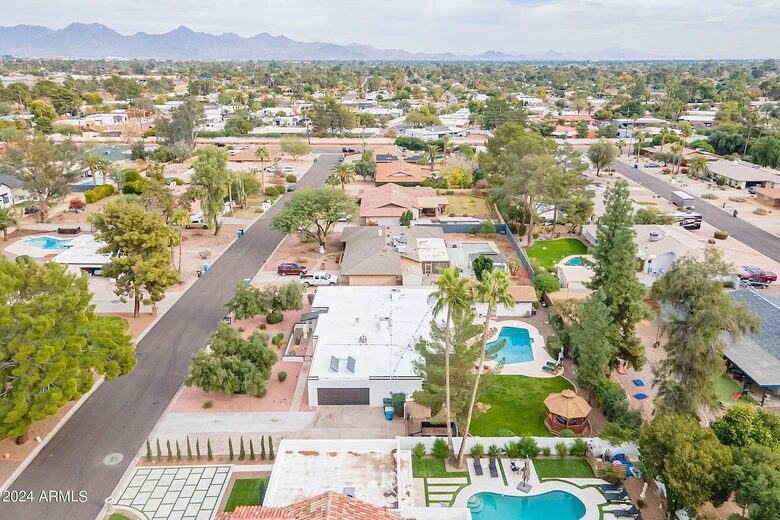 Desert Elegance | A Refined Scottsdale Retreat - Scottsdale, Arizona