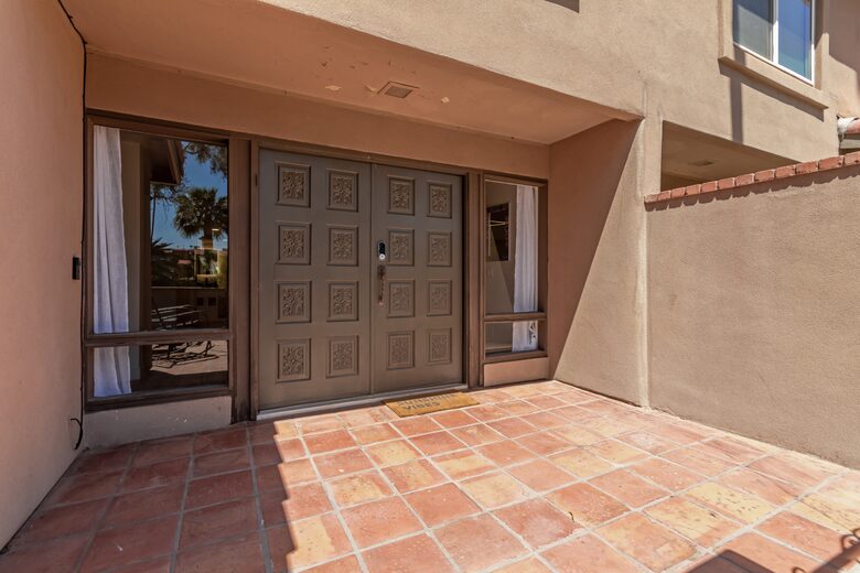 Sunlit Two-Story Escape Near Old Town Scottsdale - Scottsdale, Arizona