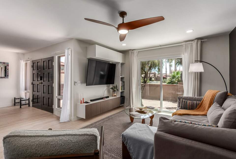 Sunlit Two-Story Escape Near Old Town Scottsdale - Scottsdale, Arizona