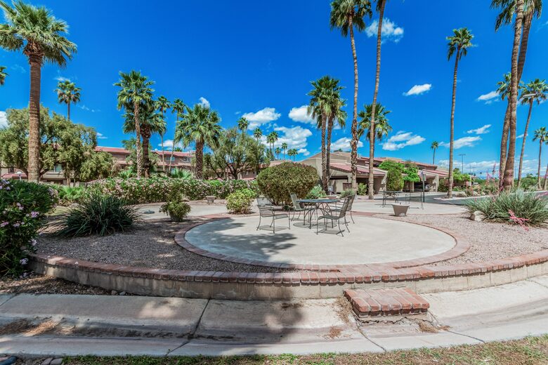 Sunlit Two-Story Escape Near Old Town Scottsdale - Scottsdale, Arizona