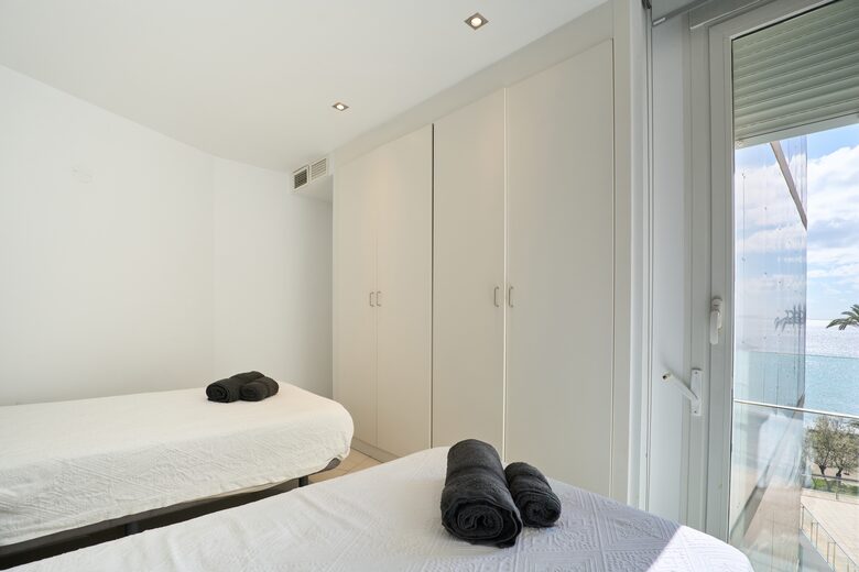 Elegant Ibiza Retreat with Panoramic Sea Views - Ibiza, Spain