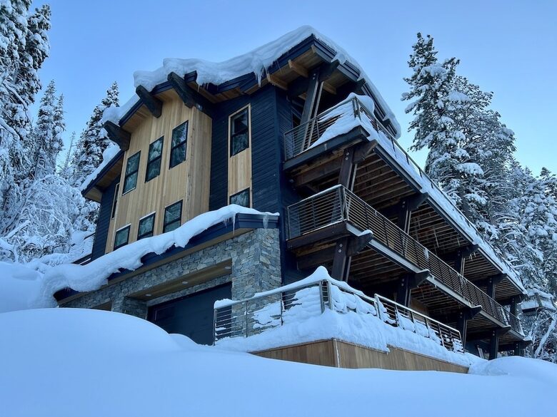 Scenic Lakefront Tahoe Sanctuary - Truckee, California