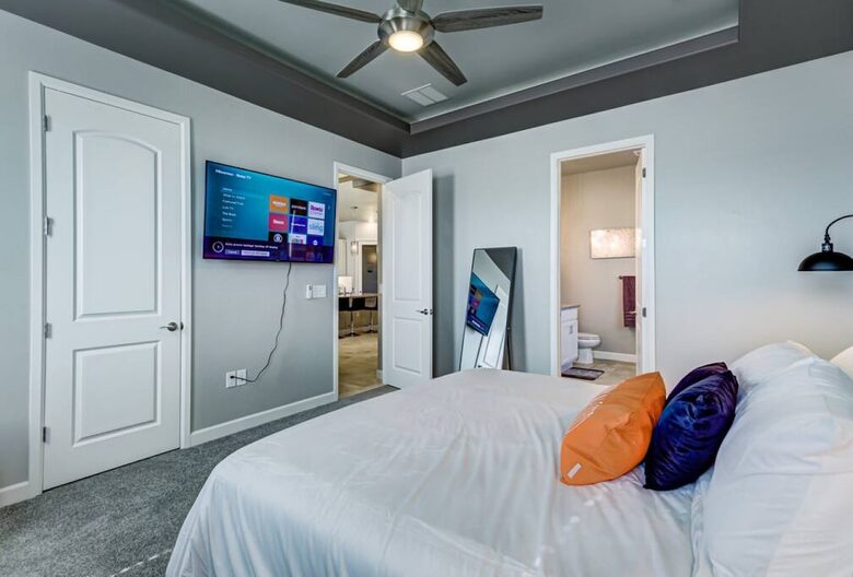 Charming Desert Retreat with Game Room and Scenic Views - Las Cruces, New Mexico