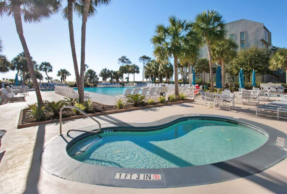 Elegant Oceanview Escape on Hilton Head Island - Hilton Head Island, South Carolina