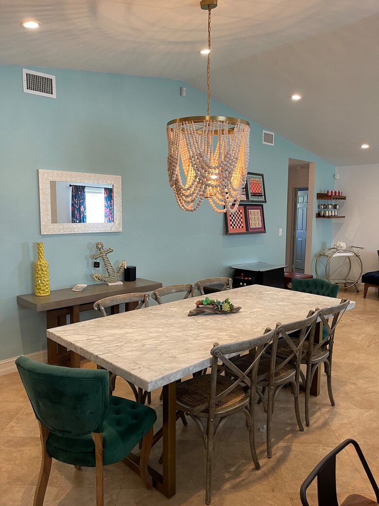 A Vibrant Retreat Near Naples Beach - Naples, Florida