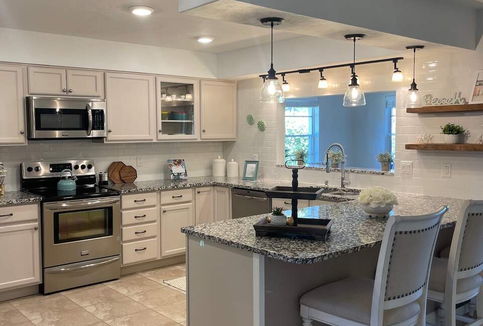 Villa Costa-- NAPLES Florida- Walk to Beach House - Naples, Florida