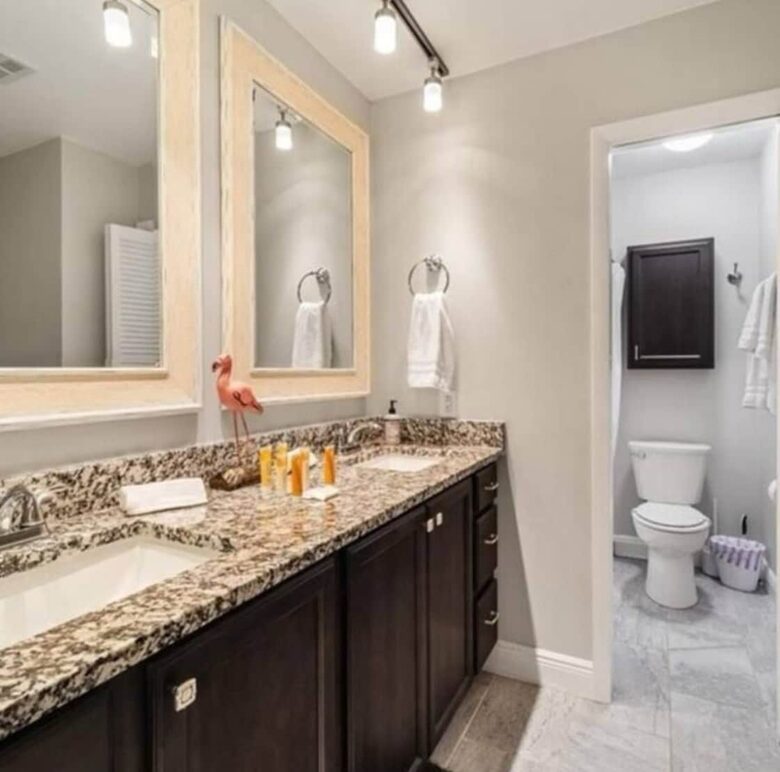 Villa Costa-- NAPLES Florida- Walk to Beach House - Naples, Florida