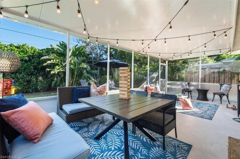 Villa Costa-- NAPLES Florida- Walk to Beach House - Naples, Florida