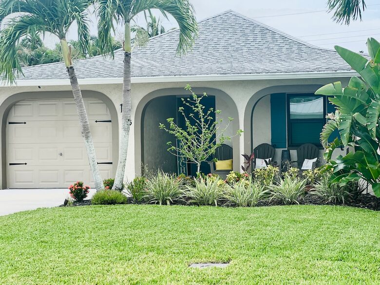 Villa Costa-- NAPLES Florida- Walk to Beach House - Naples, Florida