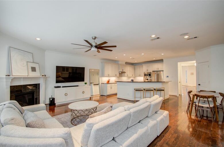 Historic Charm Meets Modern Comfort - Houston, Texas