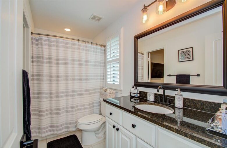 Historic Charm Meets Modern Comfort - Houston, Texas