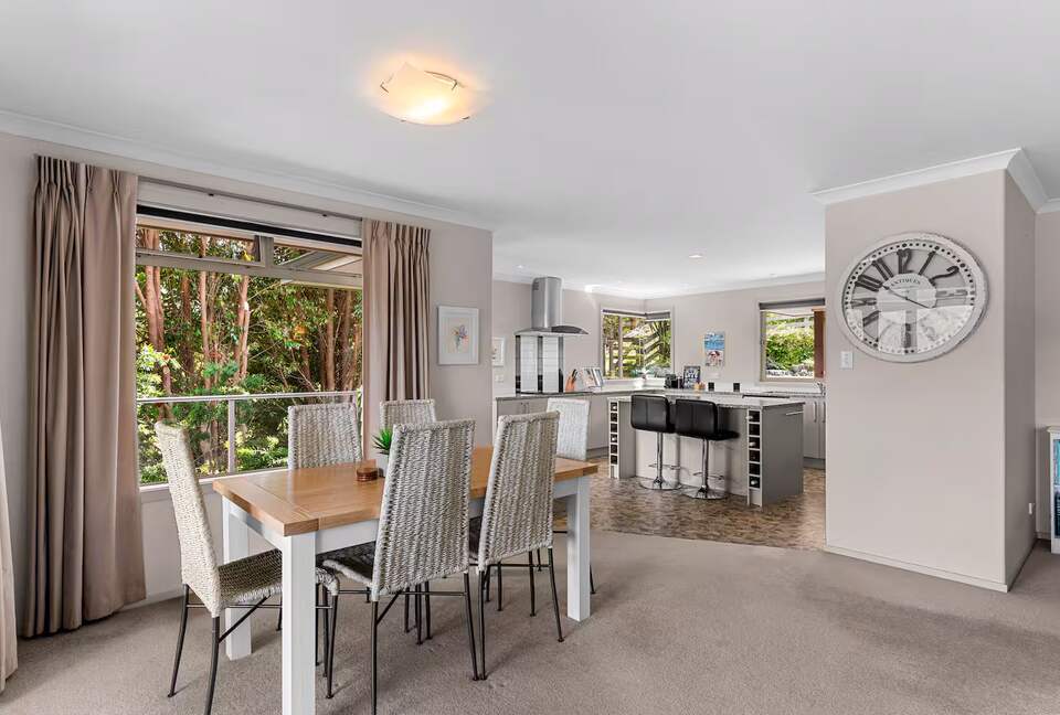 Pebblebrooke Views | A Tasteful Country Retreat in Mangawhai - Mangawhai, New Zealand
