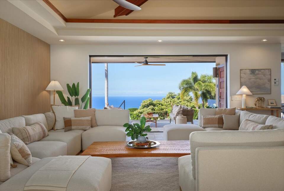 Ultra-Luxury Living on the Kona Coast - Kealakekua, Hawaii