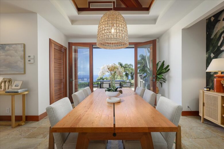 Ultra-Luxury Living on the Kona Coast - Kealakekua, Hawaii